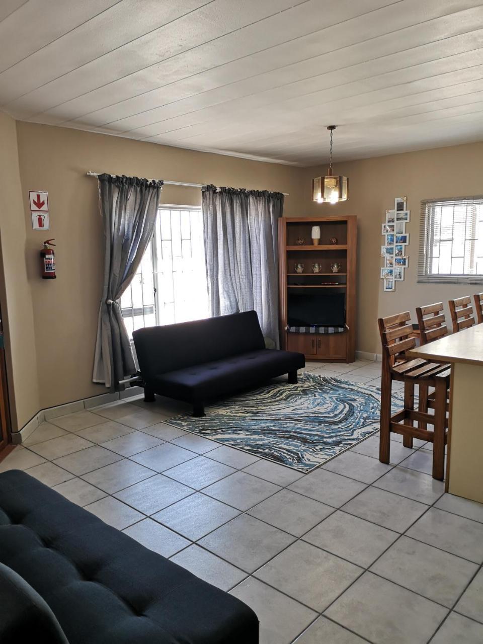 Starfish Guesthouse Luderitz Exterior photo