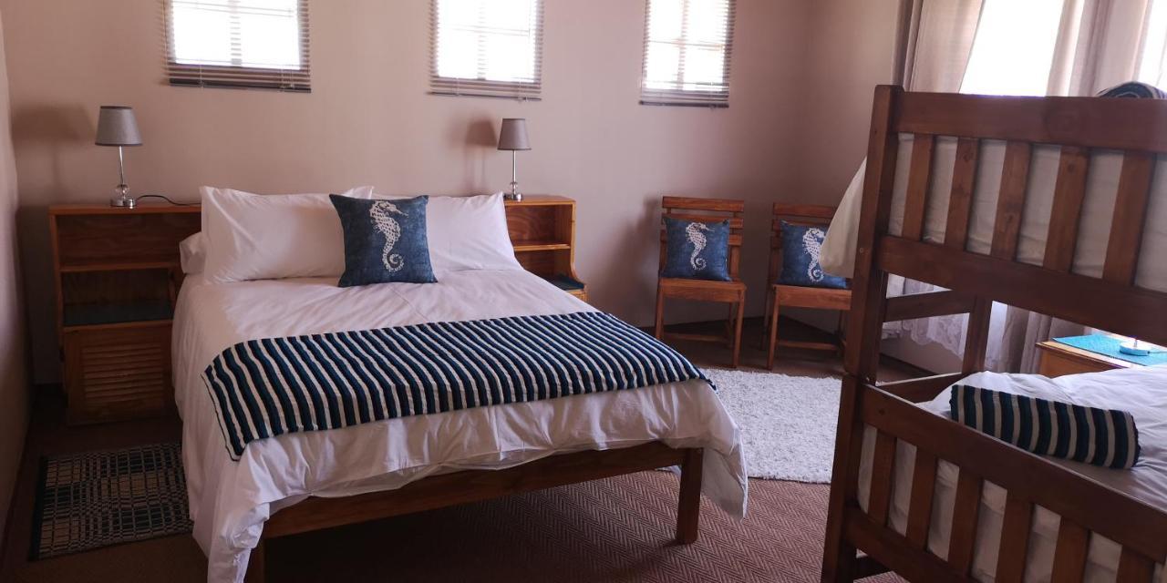 Starfish Guesthouse Luderitz Exterior photo