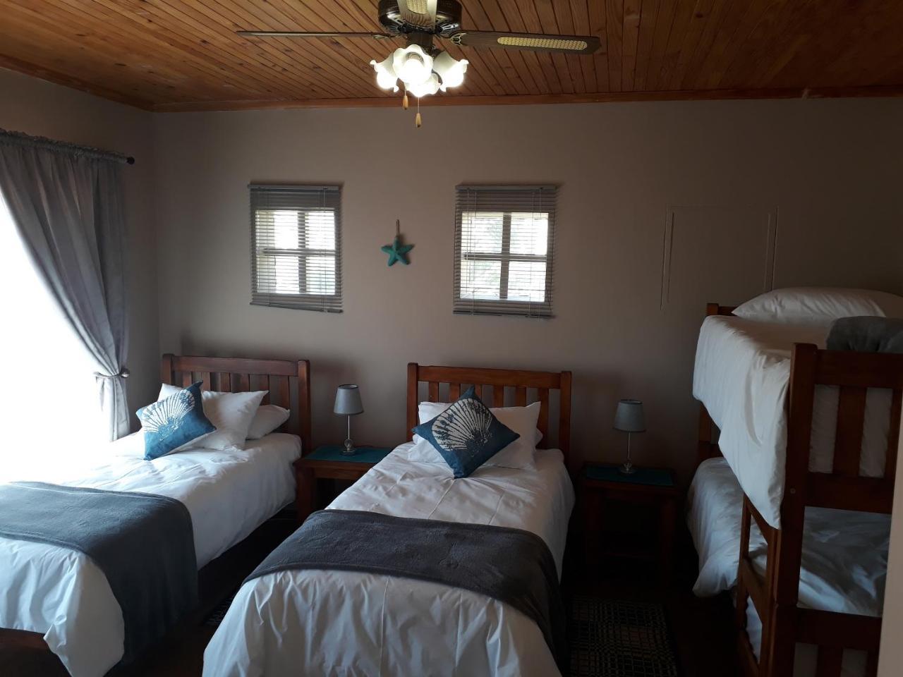 Starfish Guesthouse Luderitz Exterior photo