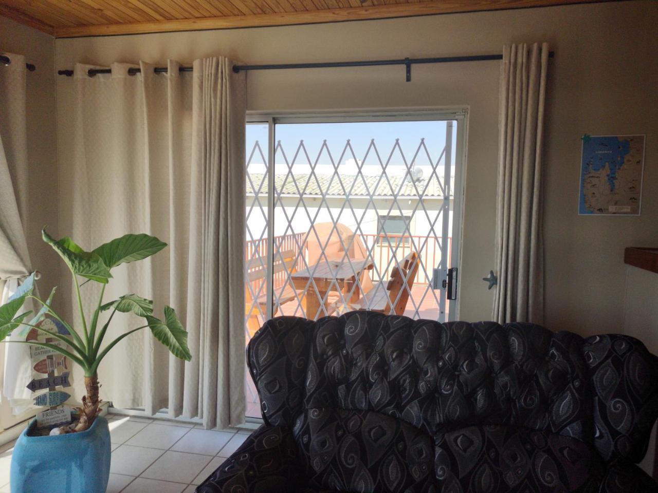 Starfish Guesthouse Luderitz Exterior photo