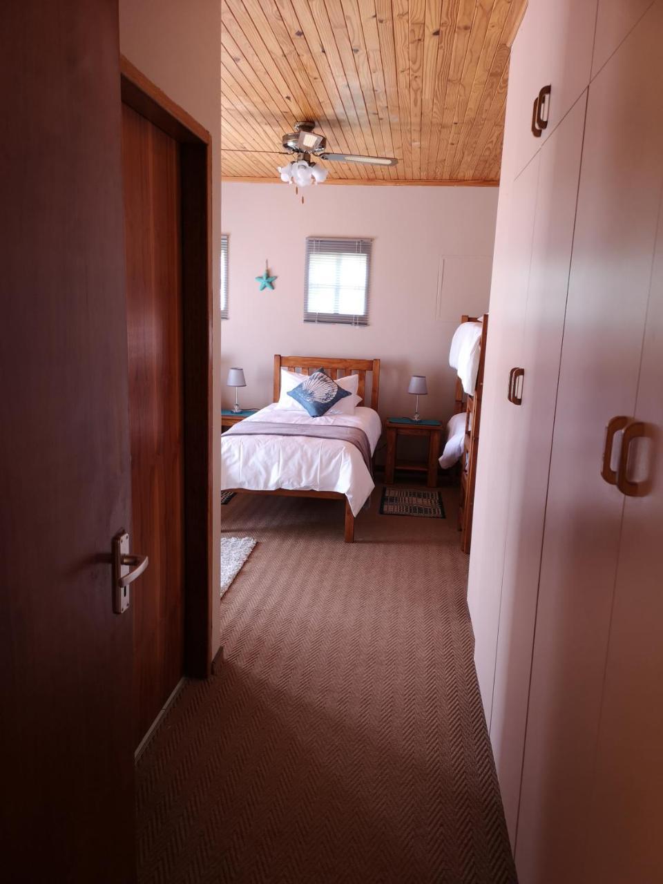 Starfish Guesthouse Luderitz Exterior photo