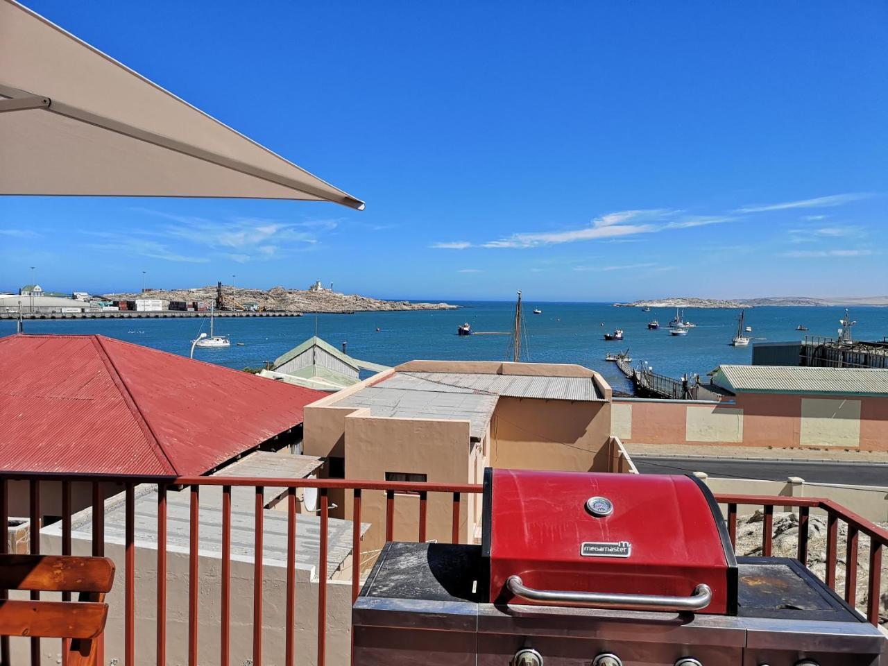 Starfish Guesthouse Luderitz Exterior photo